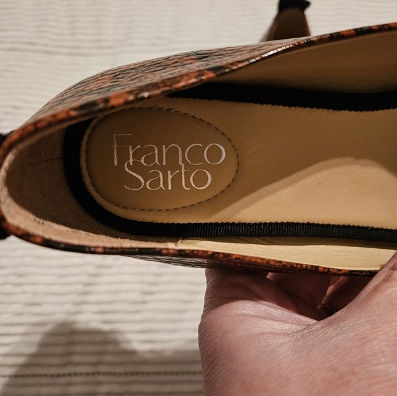 Franco Sarto  Women's Brown/Black snake print Flats - Picture 2 of 6